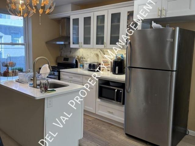 Townhouse for rent in Philadelphia