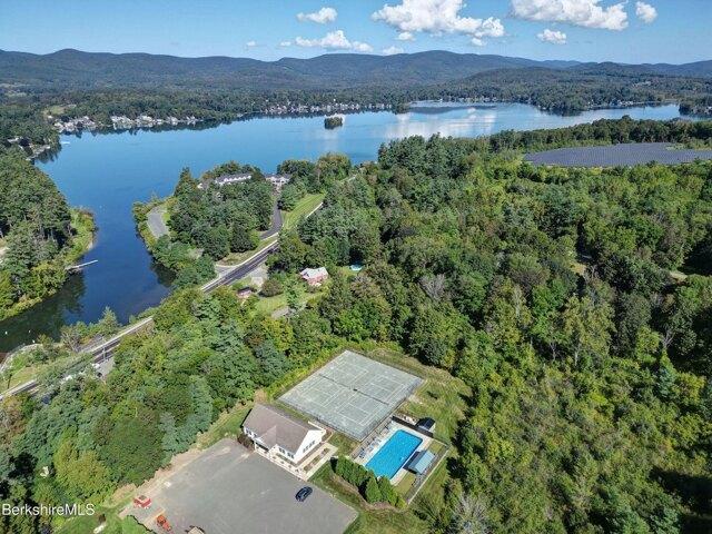 Condo for sale in Berkshire, Massachusetts