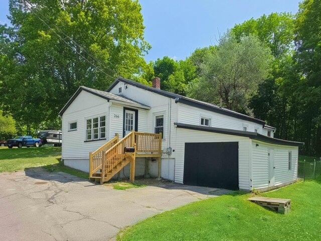 House for sale in Pittsfield, Somerset County