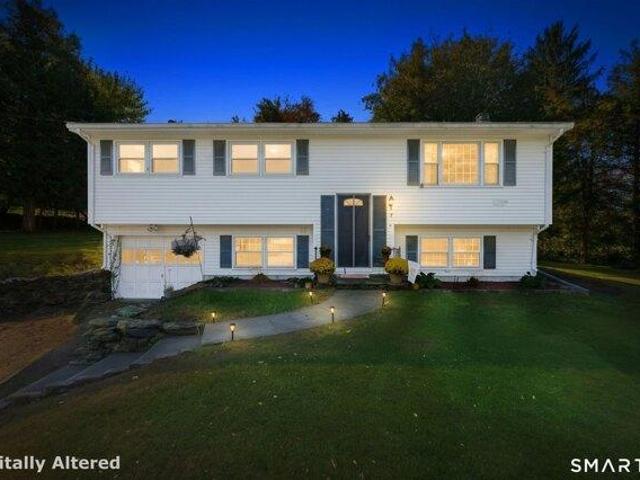 House for sale in Central Village, Plainfield