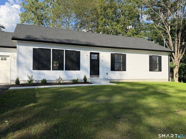 House for sale in Moosup, Plainfield