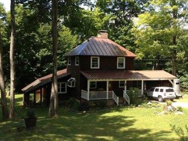House for sale in Mill Hollow, Plainfield