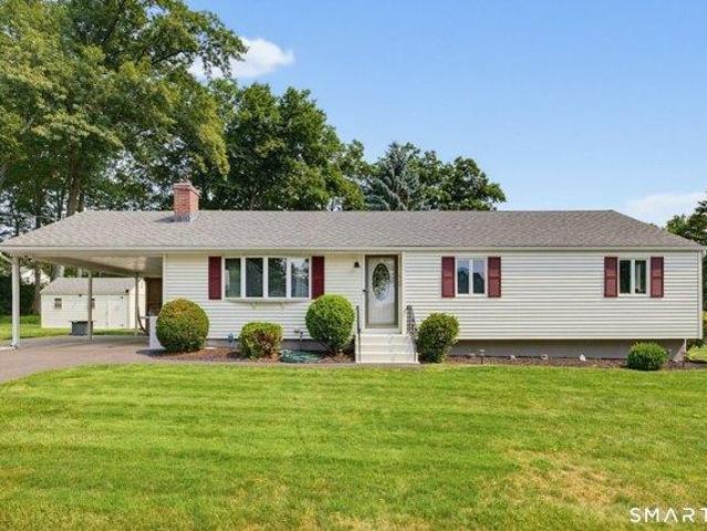 House for sale in Plainville, Connecticut