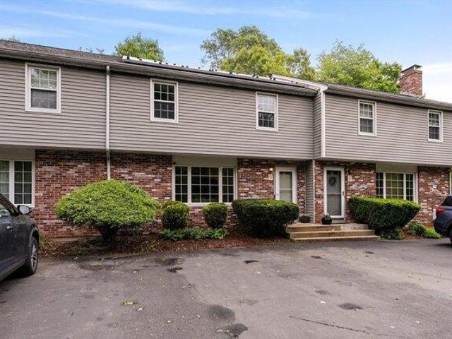 Condo for sale in Plainville, Massachusetts