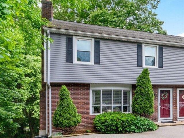 Condo for sale in Plainville, Massachusetts