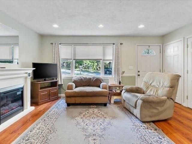 House for sale in Plainville, Massachusetts