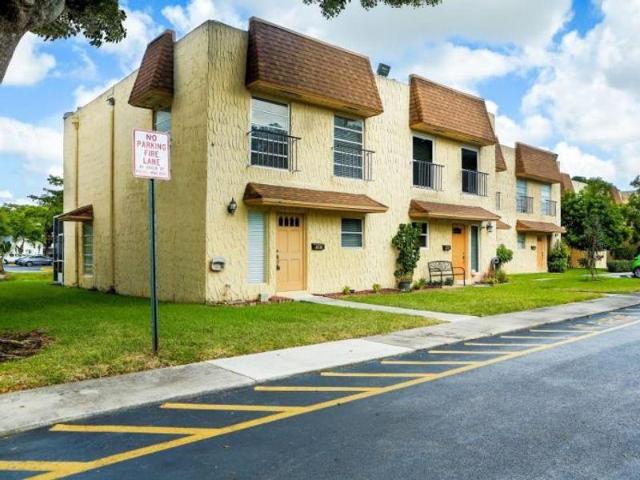 House for sale in Plantation, Florida