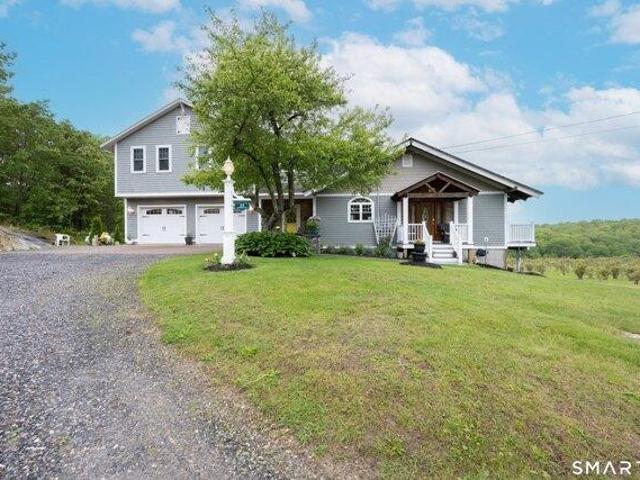 House for sale in Plymouth, Connecticut