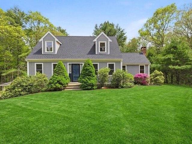 House for sale in Manomet, Massachusetts