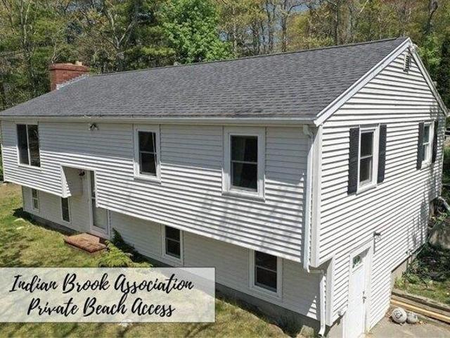 House for sale in Manomet, Massachusetts