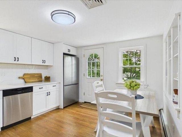 House for sale in Manomet, Massachusetts