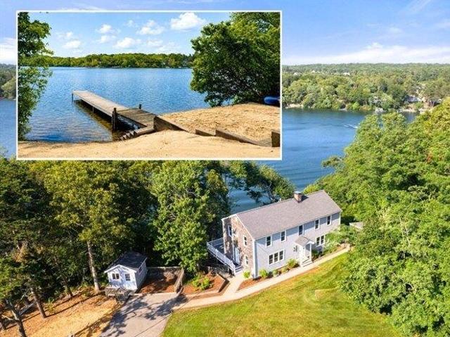 House for sale in Manomet, Massachusetts