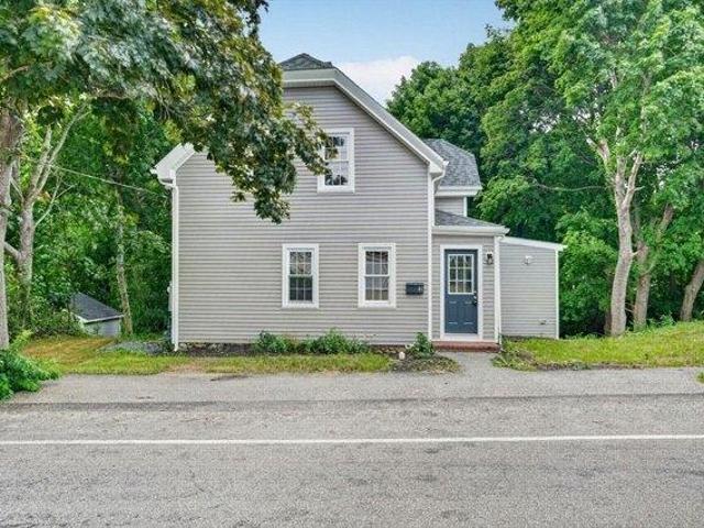 House for sale in Manomet, Massachusetts
