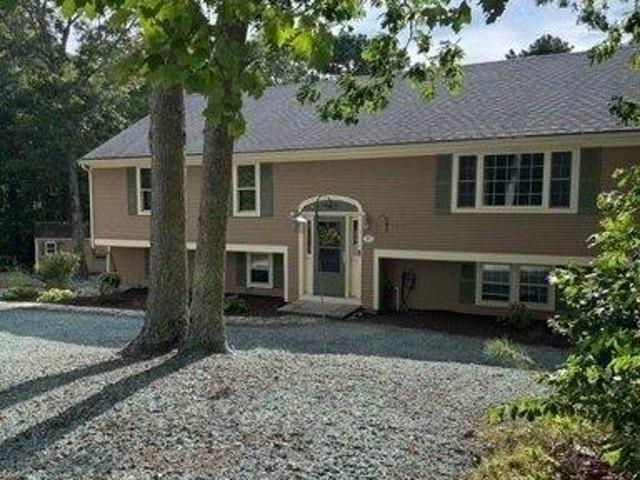 House for sale in Manomet, Massachusetts