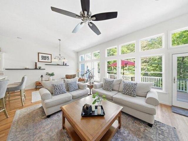 House for sale in Plymouth, Plymouth County