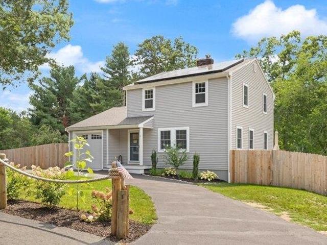 House for sale in South Pond, Plymouth