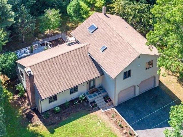 House for sale in Cataumet, Massachusetts