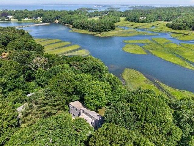 House for sale in Cataumet, Massachusetts
