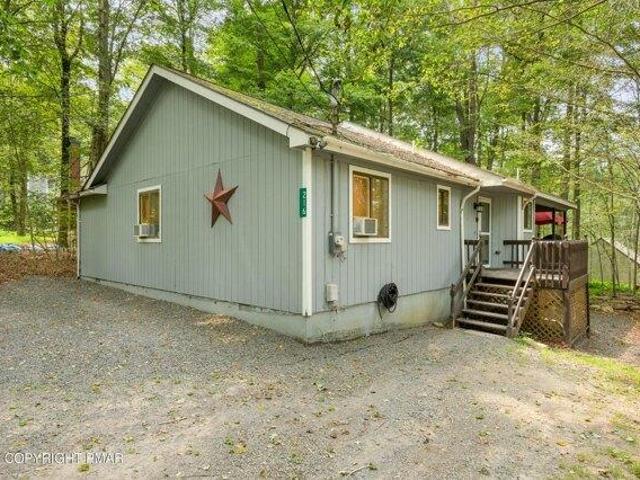 House for sale in Pocono Lake, Pennsylvania