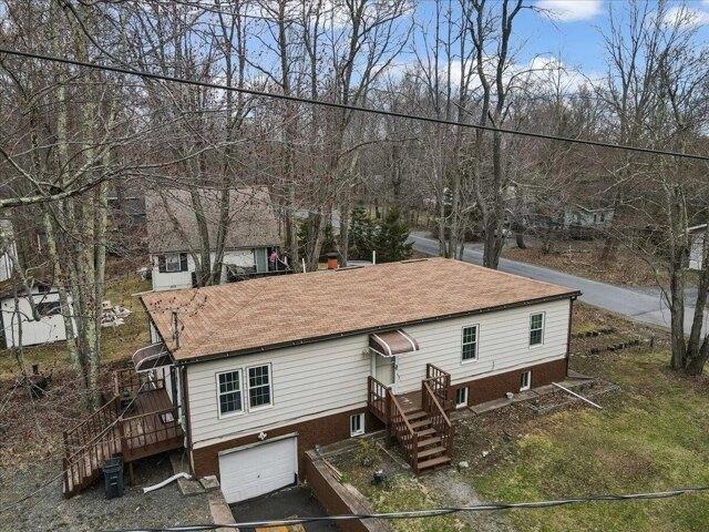 House for sale in Pocono Summit