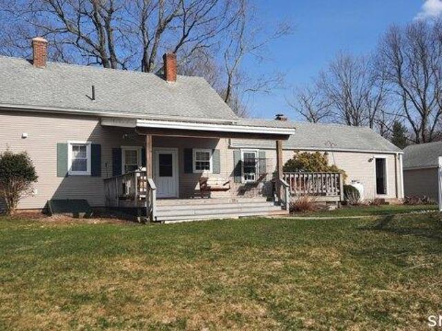 House for sale in Pomfret, Connecticut