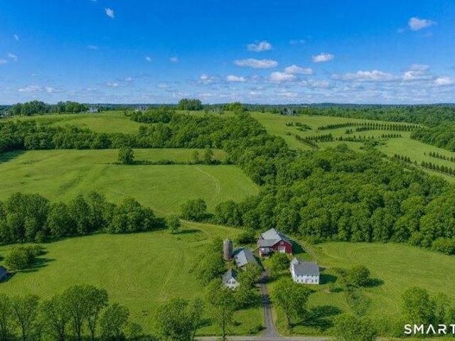 House for sale in Pomfret, Northeastern Connecticut Planning Region