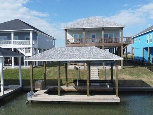 House for sale in Port Bolivar, Texas
