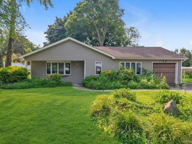 House for sale in Centereach, New York