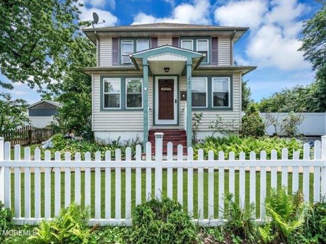 House for sale in Monmouth, New Jersey