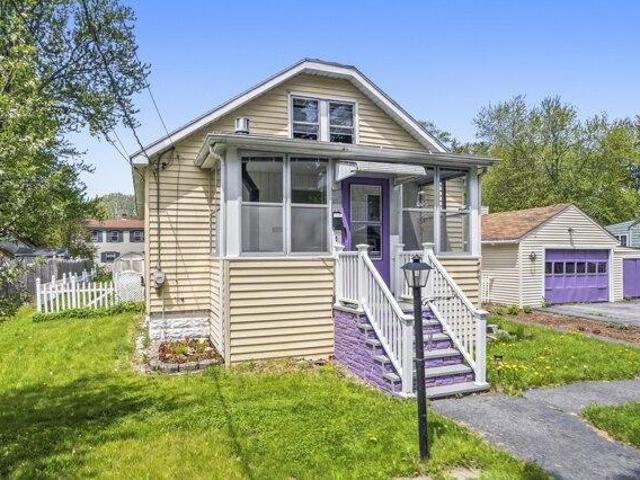House for sale in Peaks Island, Maine