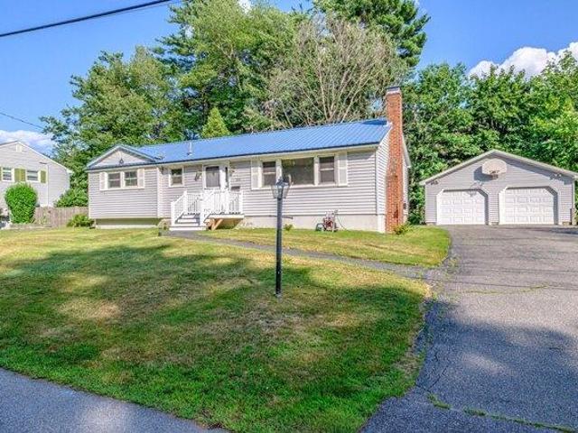 House for sale in Peaks Island, Maine