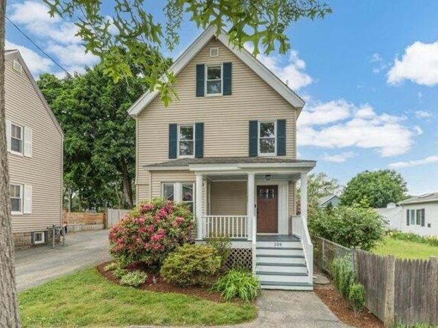 House for sale in New Hampshire