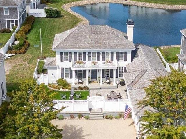 House for sale in Portsmouth, Rhode Island