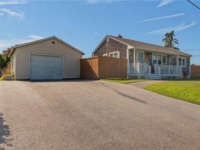 House for sale in Portsmouth, Newport County