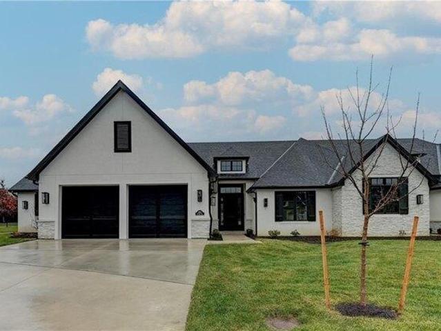 House for sale in Prairie Village