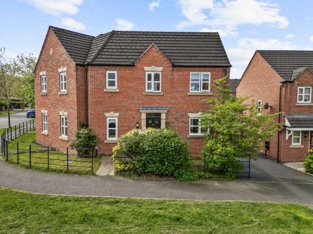 Property for sale in Edgewater Park, Warrington