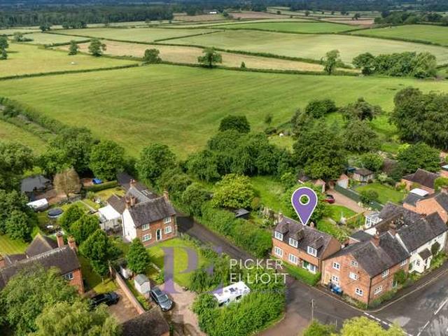 Property for sale in Sutton Cheney, Barton