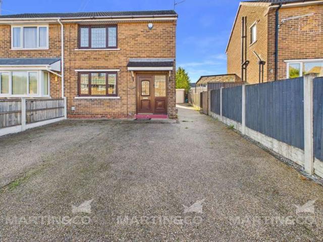 Property for sale in Campsall, Doncaster