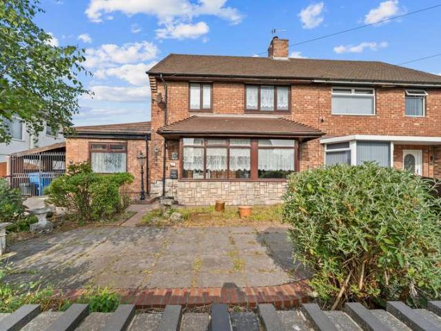 Property for sale in Winwick Quay, Warrington