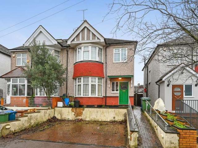 Property for sale in Lane, Greater London
