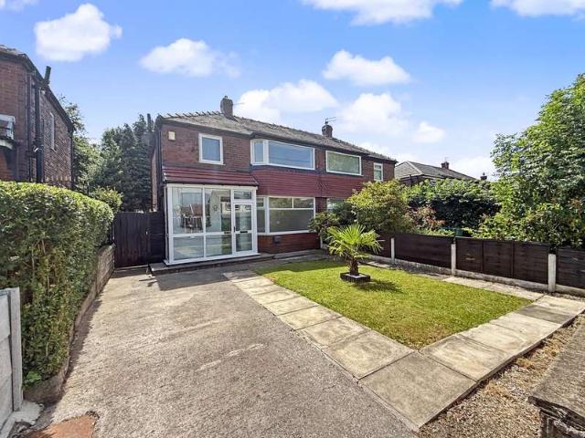 Property for sale in Besses o' th' Barn, Bury