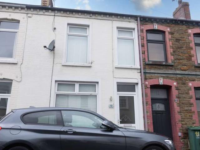 Property for sale in Sebastopol, Griffithstown