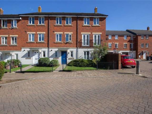 Property for sale in Feckenham, City Of Bristol