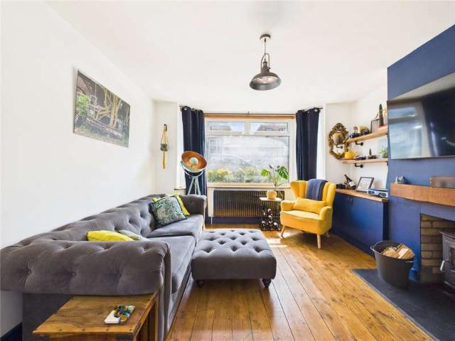 Property for sale in Kingswood