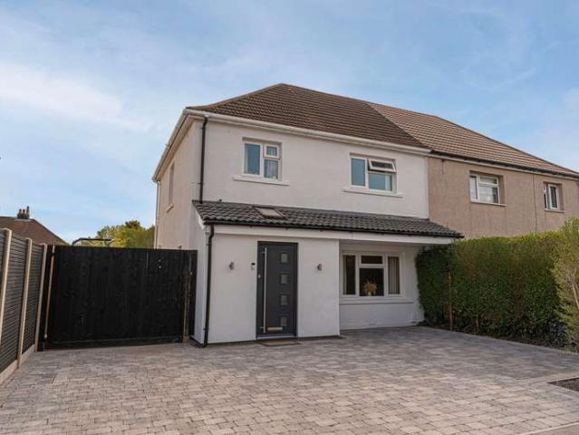 Property for sale in Llantarnam, Wales