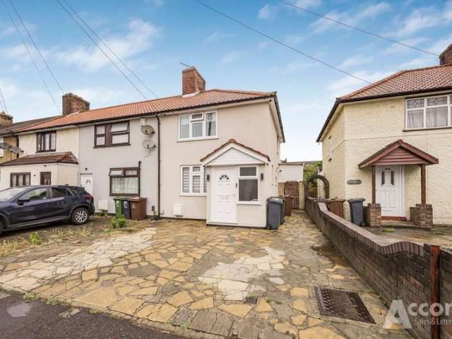 Property for sale in Dagenham, Greater London