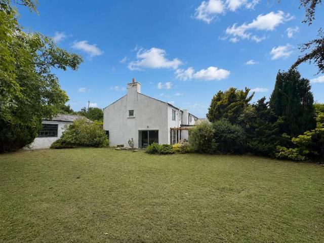 Property for sale in London Borough of Ealing, Park Royal