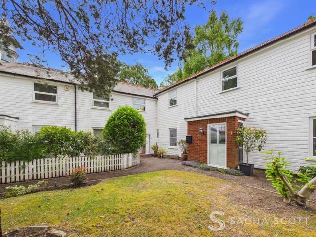 Property for rent in Woodcote, Epsom