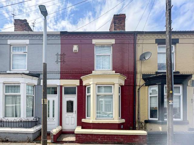 Property for sale in Stoneycroft, Calderstones