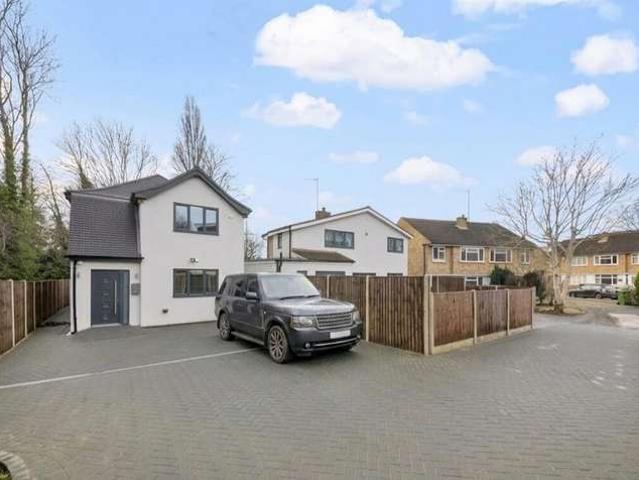 Property for sale in Denham